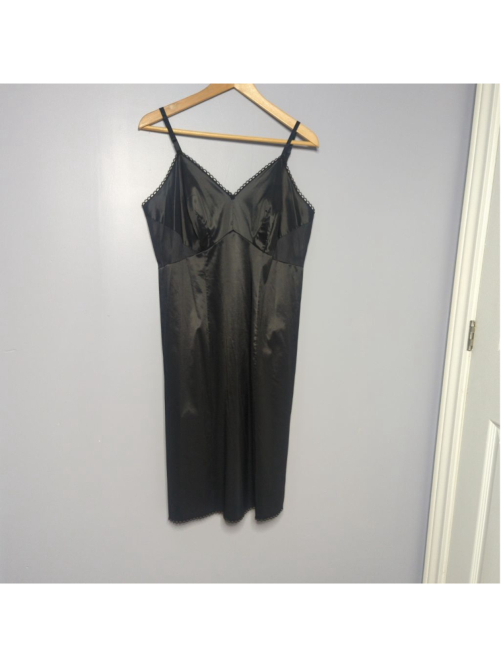 Vtg 60s 70s Van Raalte Black Nylon Lace Trim Slip Dress 40 Average - Picture 5 of 13